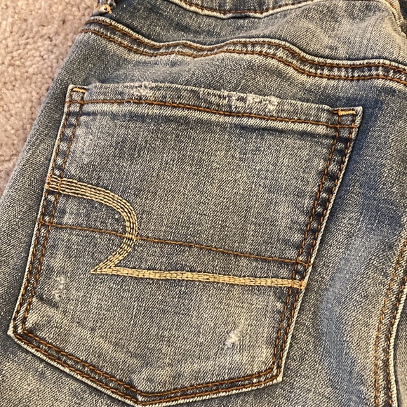 American Eagle High-Rise cropped distressed jegging style jeans 👖 size 4 - Picture 15 of 16